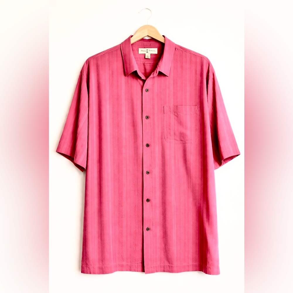 Tommy Bahama 100% Silk Printed Short Sleeve Shirt